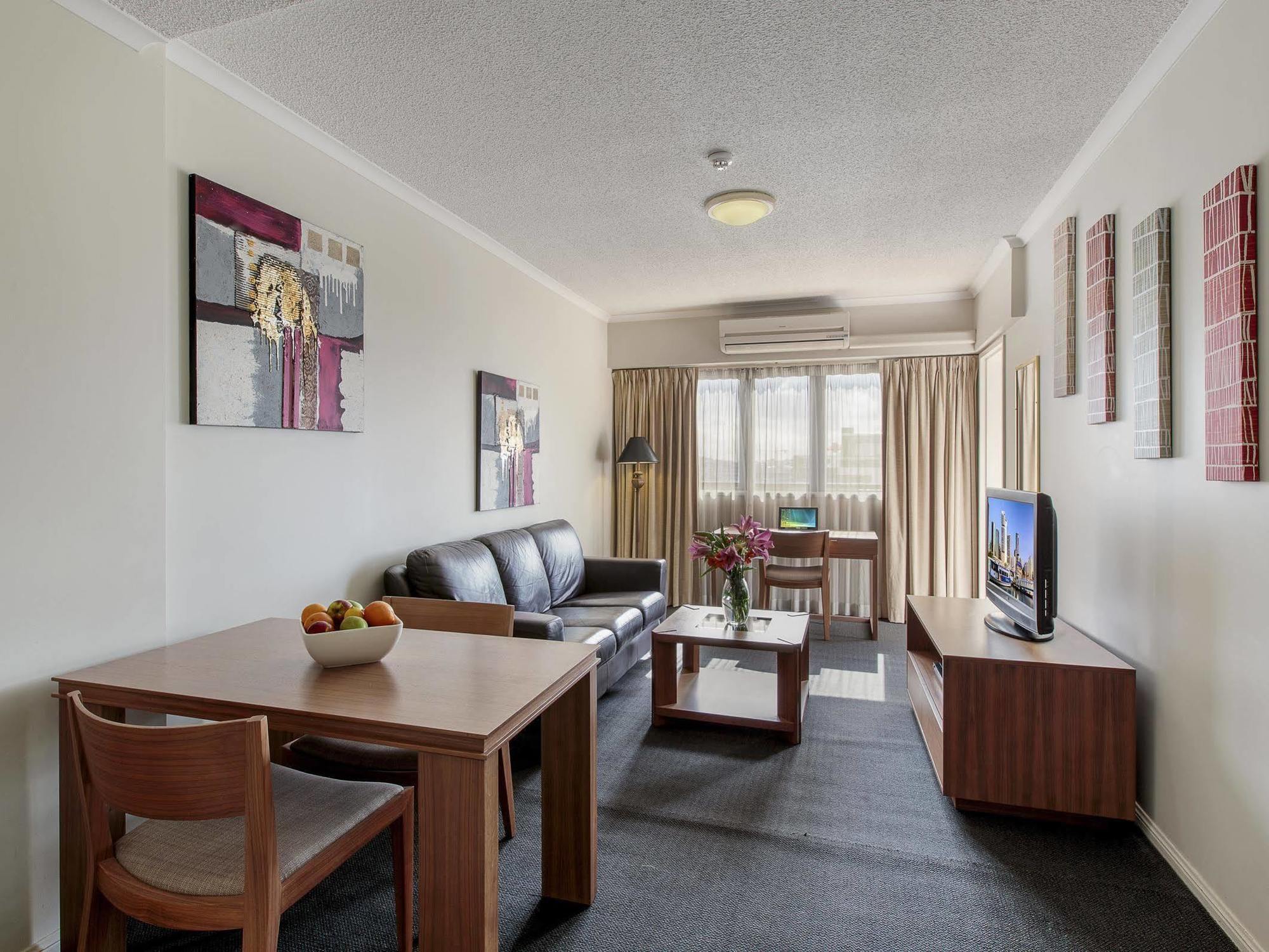 Aparthotel Brunswick 4*