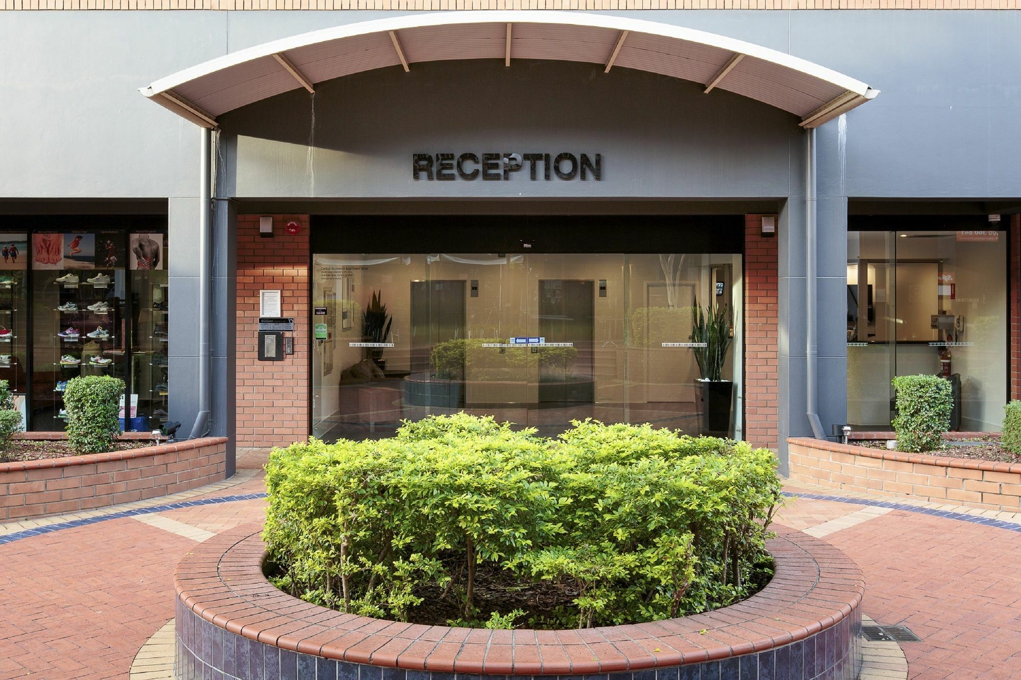 Brunswick Aparthotel 4*
